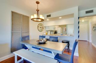 Nautical Edgewater Resort Condo - Walk to Beaches! - 3