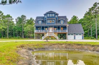 Expansive Georgetown Home with Decks and Fire Pit! - Georgetown - 0