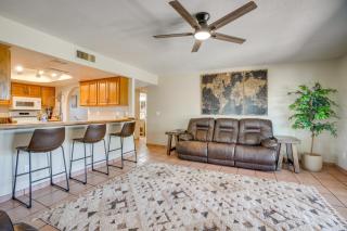 Backyard Oasis and Hot Tub Mtn-View Wickenburg Home - 2