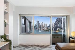 Bridgeview - Luxury, World Class Harbour Views - Sydney - 3
