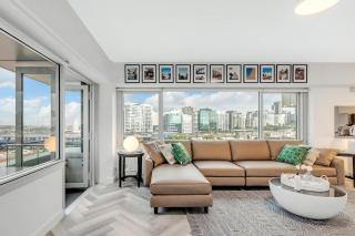 Bridgeview - Luxury, World Class Harbour Views - Sydney - 1