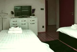 Modern 3 Bedrooms in Osijek - 1