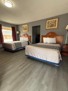 Budget Inn - 8