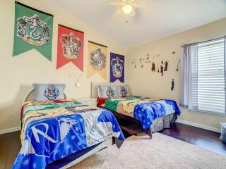 Themed Orlando Area villa w pool & hot tub - 8