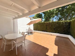 El Capricho Townhouse With Swimming Pool - EaW Homes - 6