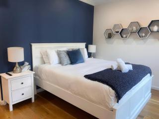 Spacious 3-Bedroom Apartment in Quiet CBD Location - 3