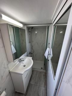 Уютные Апартаменты с Балконом - Limassol - 0