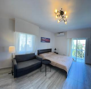 Уютные Апартаменты с Балконом - Limassol - 2