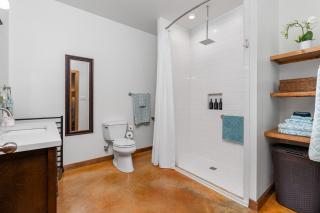 Secret Garden Cottage - 2