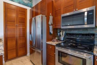 Endless Ocean Views 1bd and 2 bath - 4