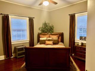 4BR Spartanburg Getaway Porch Full Kitchen - 7