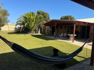 Sandy Paws and Salty Air - Lancelin - 9