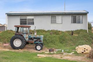 Vintage Ledge Point Beach Shack - 6