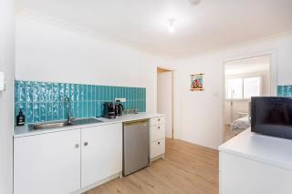 Saltwater Sanctuary, by the sea - 6