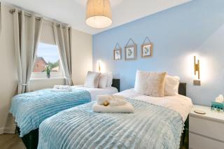 Entire Home in Renfrewshire - 5