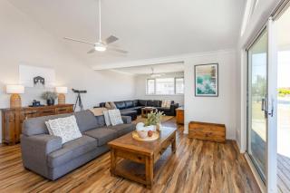 Chic coastal holiday home - 7