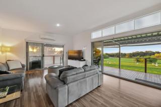 Hip Nautic, where the bush meets the sea - 2