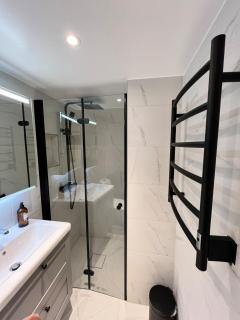 Modern villa apartment with free parking - 1