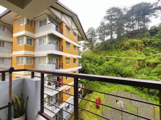 Amelie's 2BR Place Baguio Balcony Mountain View - Baguio - 7