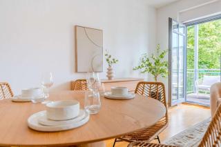 Hakuna Central Loft - urban hideaway - 6