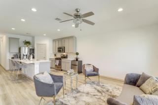 Fenced Yard Quiet Family Home in Richmond - 9