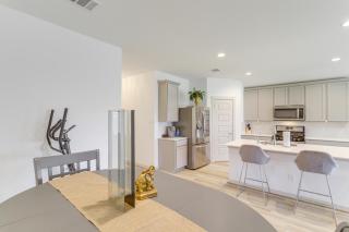 Fenced Yard Quiet Family Home in Richmond - 5