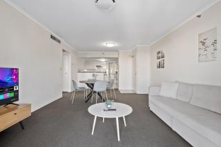 91AH Central Sydney 1BR Abnb-Style Apt Free Parking - 0