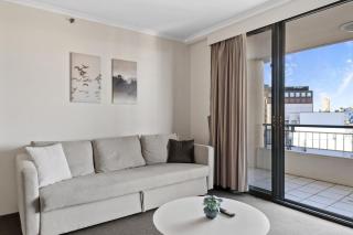 91AH Central Sydney 1BR Abnb-Style Apt Free Parking - 2