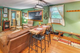 Cottage Less Than 8 Mi to Gore Mountain in Bakers Mill! - Bakers Mills - 2