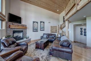 Holy Terror Chalet At Terry Peak Ski Resort - Lead - 0