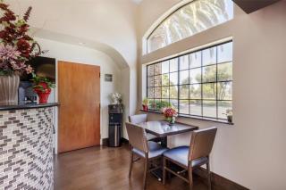 SureStay Plus by Best Western Santa Clara Silicon Valley - 8