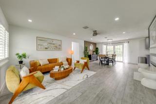 5 Mi to Delray Public Beach Home with Large Patio! - 2