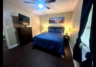 Miami Court Cottage - 7