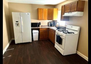 Miami Court Cottage - 5