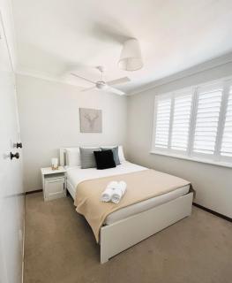 6 Tranquil Leafygreen Scarbbeach Townhse - Perth - 7