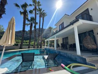 Villa Breeze - Luxury 4BR Villa - River 50m - 3