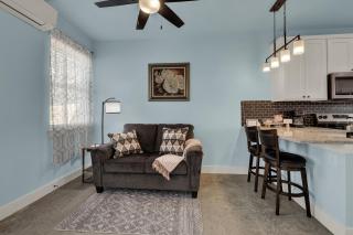 Cozy Casita with Hot Tub – Six Minutes from Main Street - Fredericksburg - 4