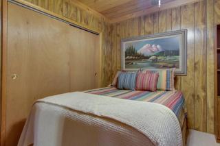 Castle Rock Cabin #2 - 4