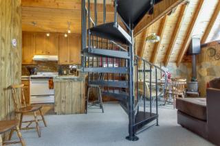 Castle Rock Cabin #2 - Big Bear Lake - 3