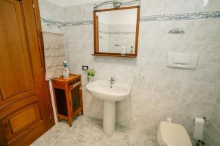 Live in Camogli - 2 private rooms with bathroom and Wi-Fi - 4