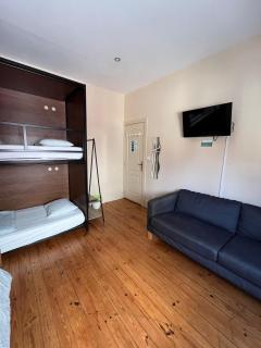 Hostel Brazuca - Porto - 8