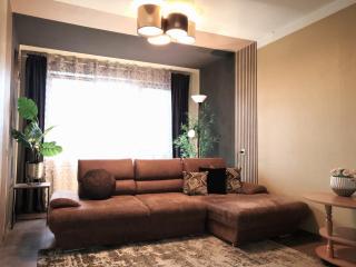 Quiet &Renovated Apartment - 8