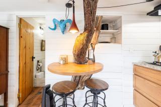 Ashley's Treehouse At El Mistico Ranch - 4