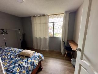 Casa completa con patio y garage privado, cocina completa y todo lo que necesitas para tu viaje - Riobamba - 6