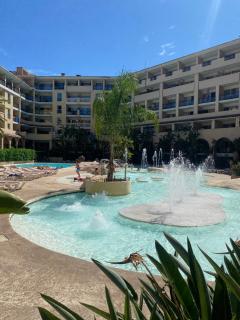 Apparemment proche de la mer - 4