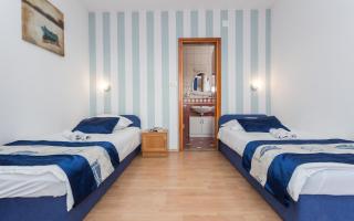 Apartman Izi 3 u Korniću na otoku Krku-plavi - 1