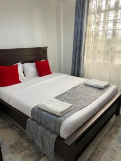 The pine 1 bedroom house California plaza - Nanyuki - 1