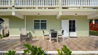 The Reef 1 walking disntance to Steps Beach - 1