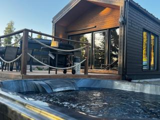 Himoskuutio 2, 4 hlö mökki porealtaalla, ei lisäkuluja! - 9