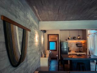 Villa Gato Surf Houses grande 4-6 personas, Starlink, AC, alberca, 50 m del spot La Saladita - La Salada - 4